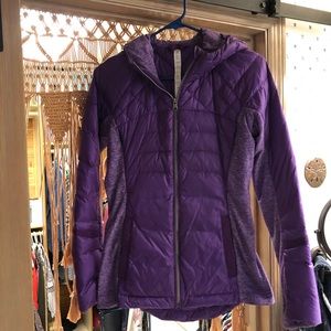 Lululemon size 4 Down for a Run jacket